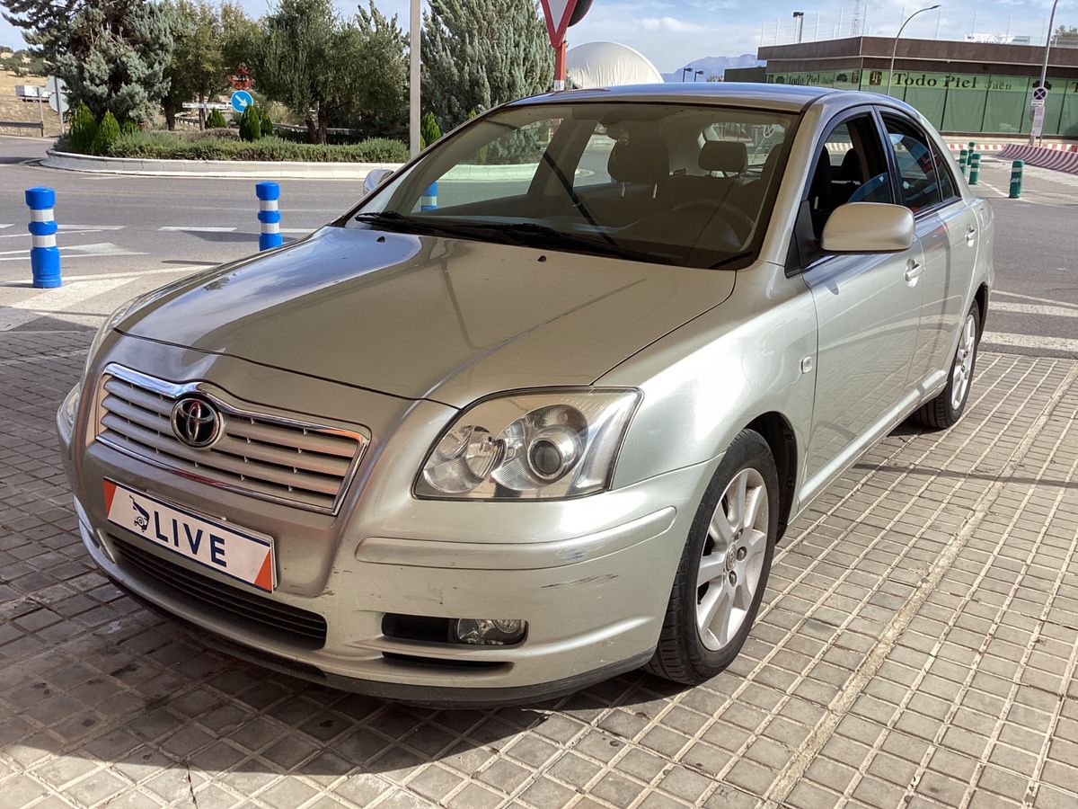 Toyota Avensis 2.2 D-4D Sol Liftback