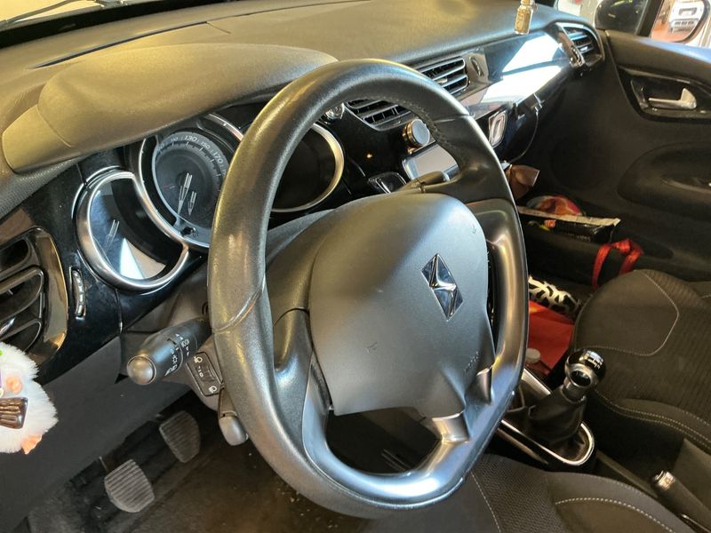 Citroen DS3 1.6 HDi SoChic 2014 – снимка 28