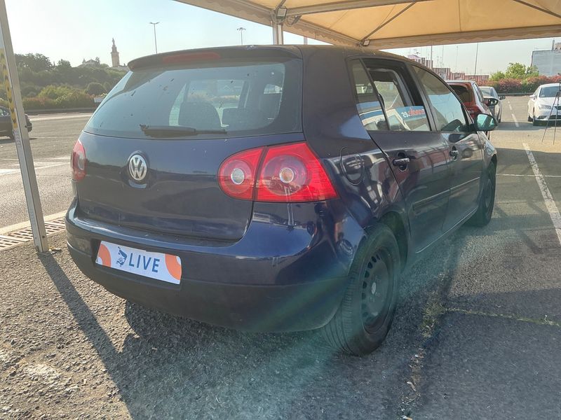 Volkswagen Golf V 1.9 TDI Trendline 2005 – снимка 2