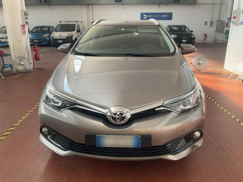 Toyota Auris Touring Sports 1.6 D-4D Active 2018 – снимка 14