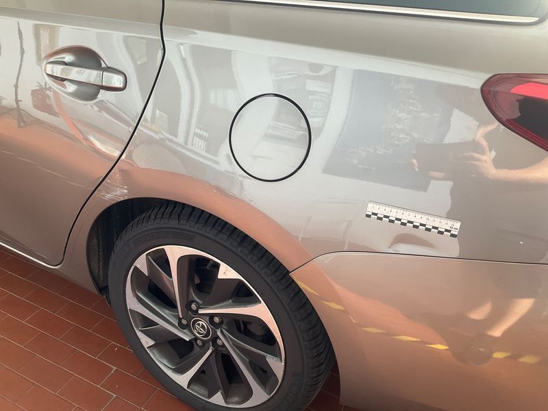 Toyota Auris Touring Sports 1.6 D-4D Active 2018 – снимка 28