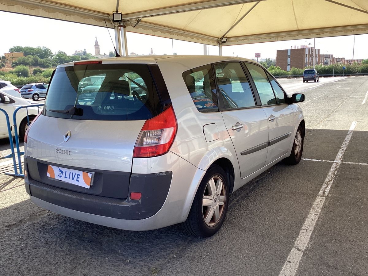 Renault Grand Scenic 1.6 Dynamique Confort