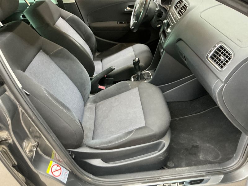Volkswagen Polo 1.2 Style 2011 – снимка 3