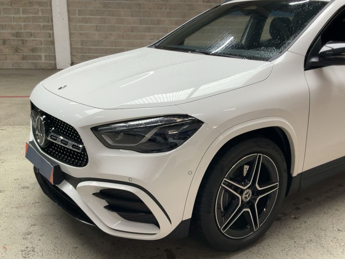 Mercedes-Benz GLA-Klasse GLA 200 AMG Line