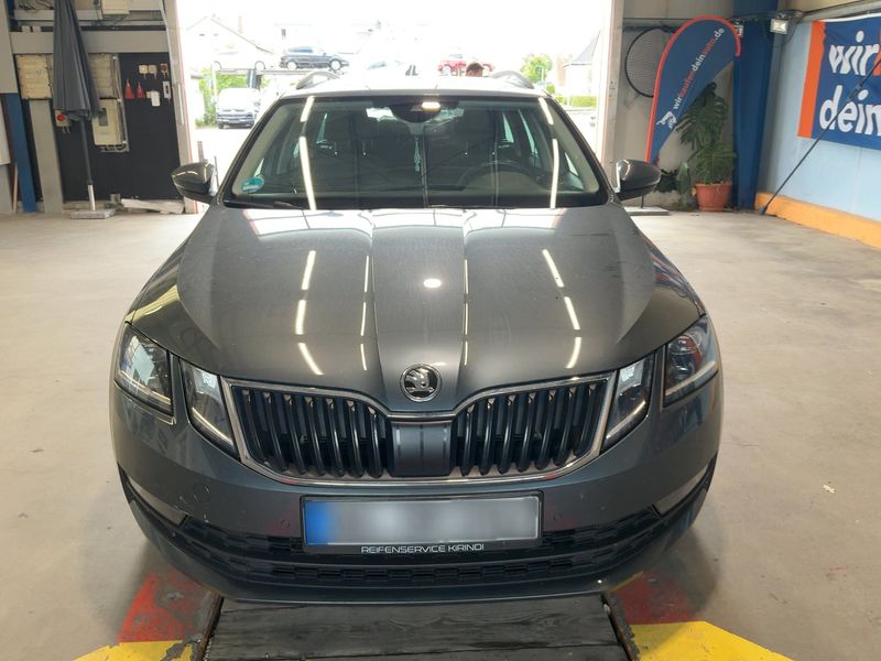 Skoda Octavia 2.0 TDI Clever 2018 – снимка 14