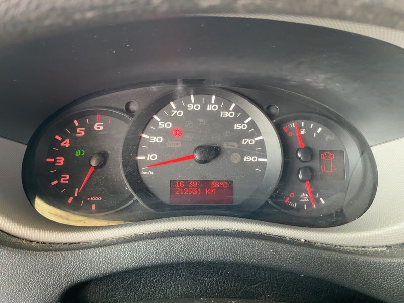 Renault Master 2.3 dCi L1H1 Ka 2,8t — zdjęcie 13