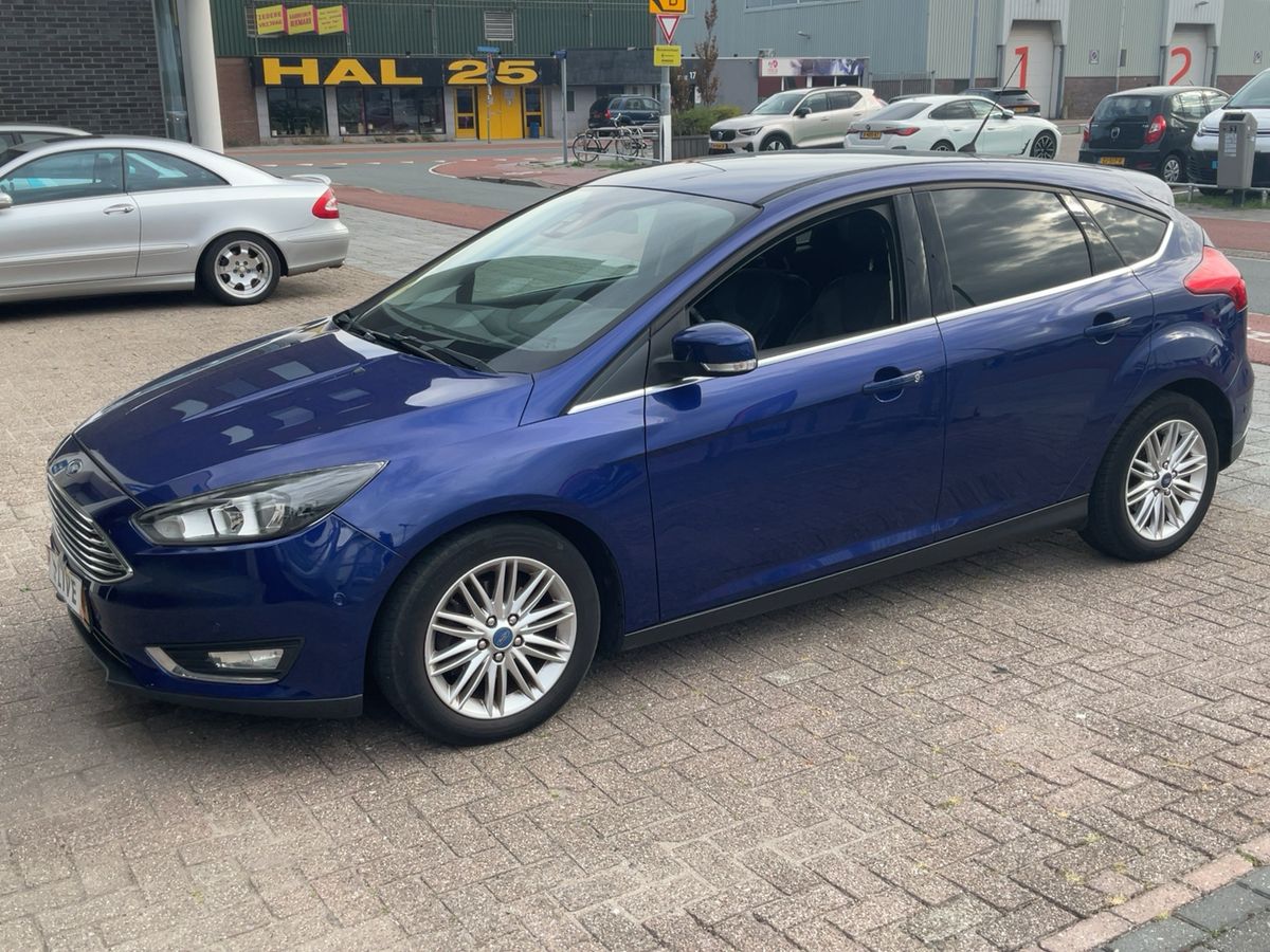 Ford Focus 1.0 EcoBoost Titanium