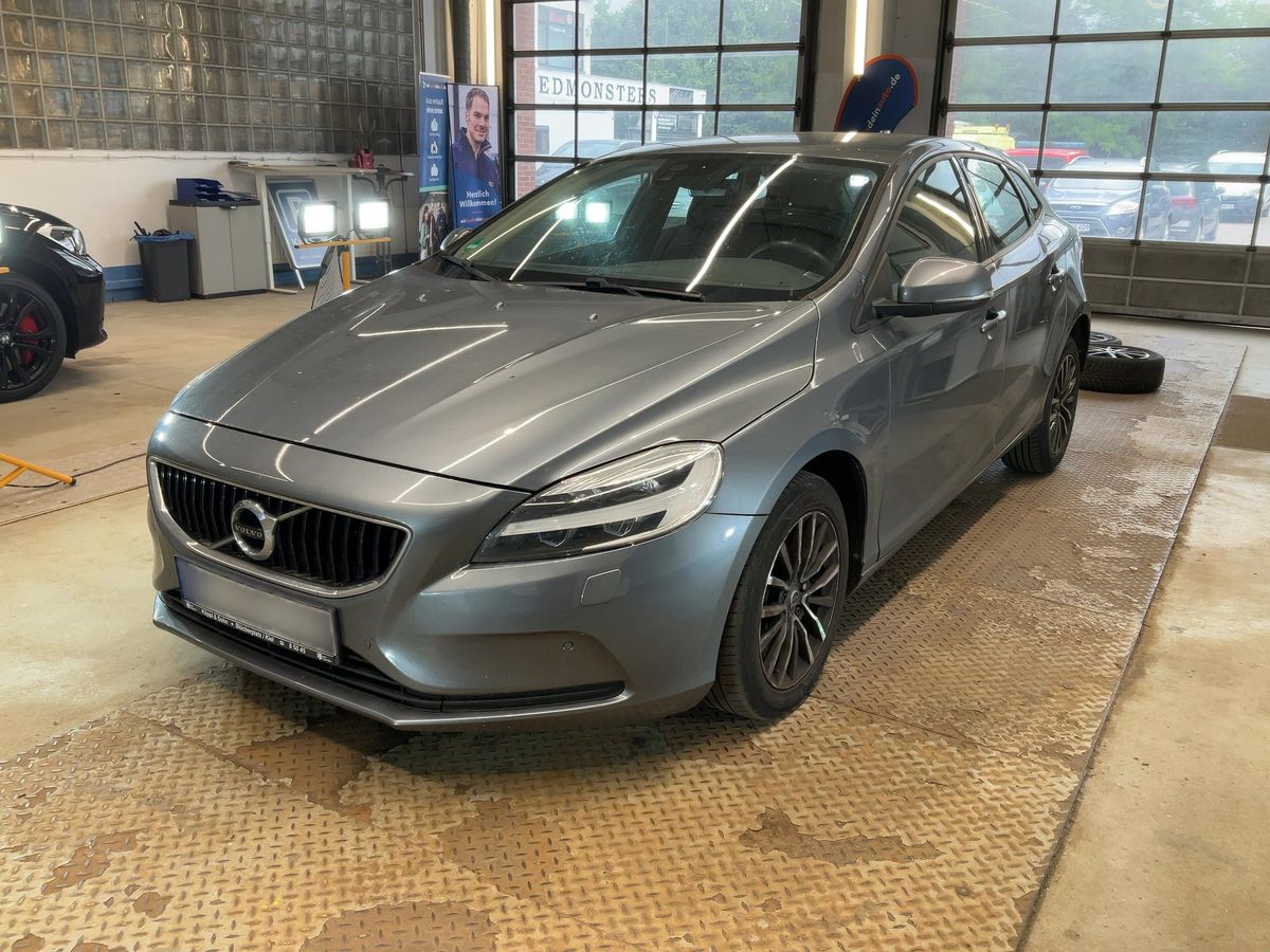 Volvo V40 2017