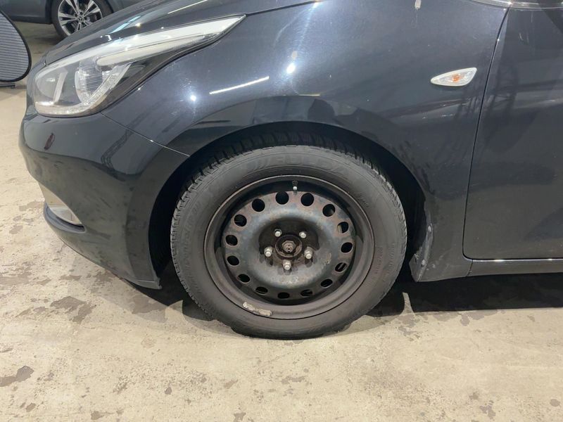 Kia cee'd 1.6 CRDi Dream Team 2015 – снимка 3