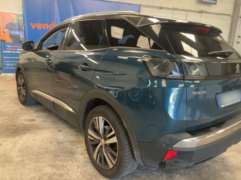 Peugeot 3008 1.5 Blue-HDi Allure Pack — zdjęcie 3