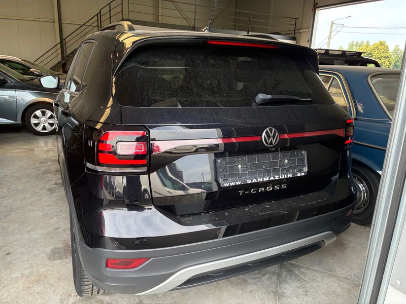 Volkswagen T-Cross 1.0 TSI Active — zdjęcie 4