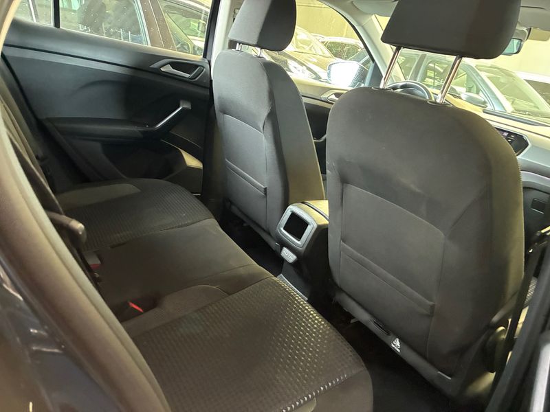 Volkswagen T-Cross 1.0 TSI Active — zdjęcie 14