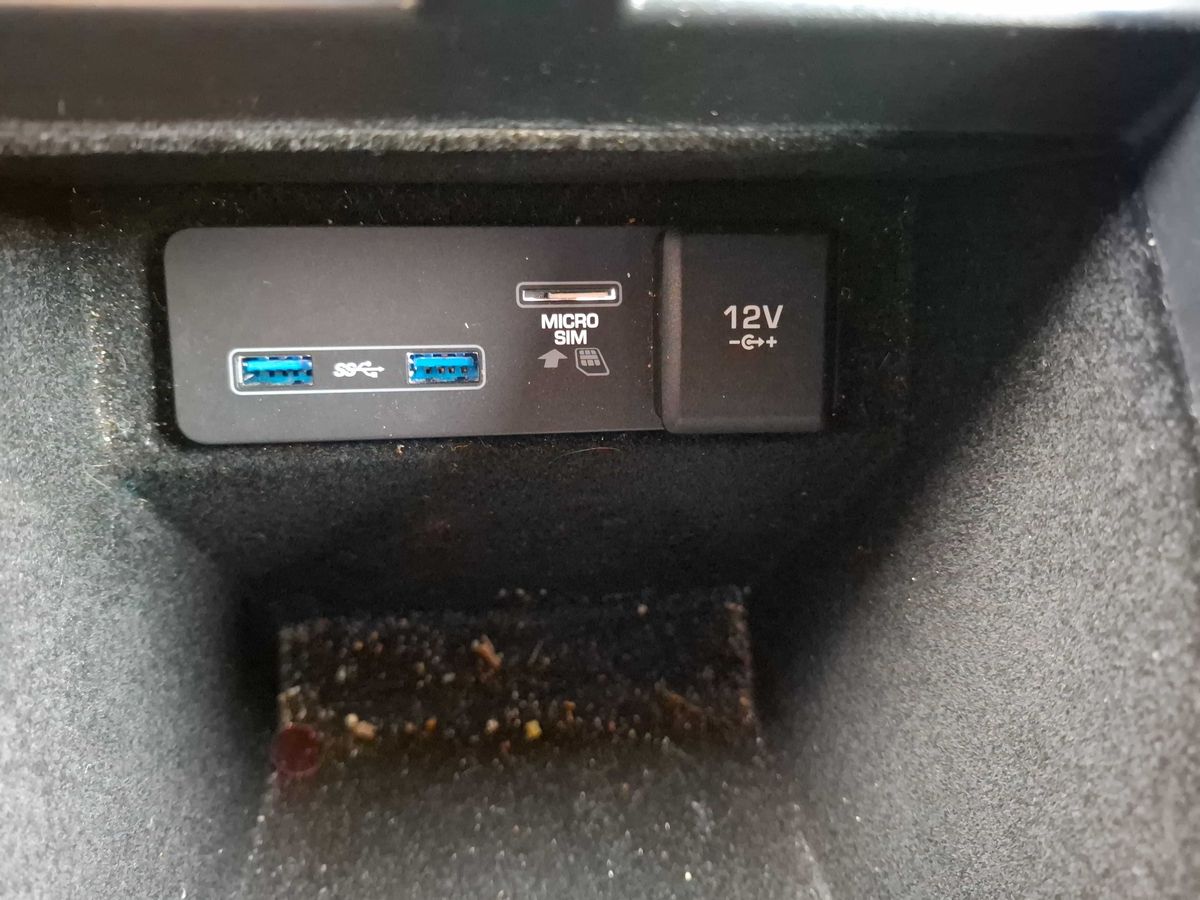 Land Rover 2020 — photo 96