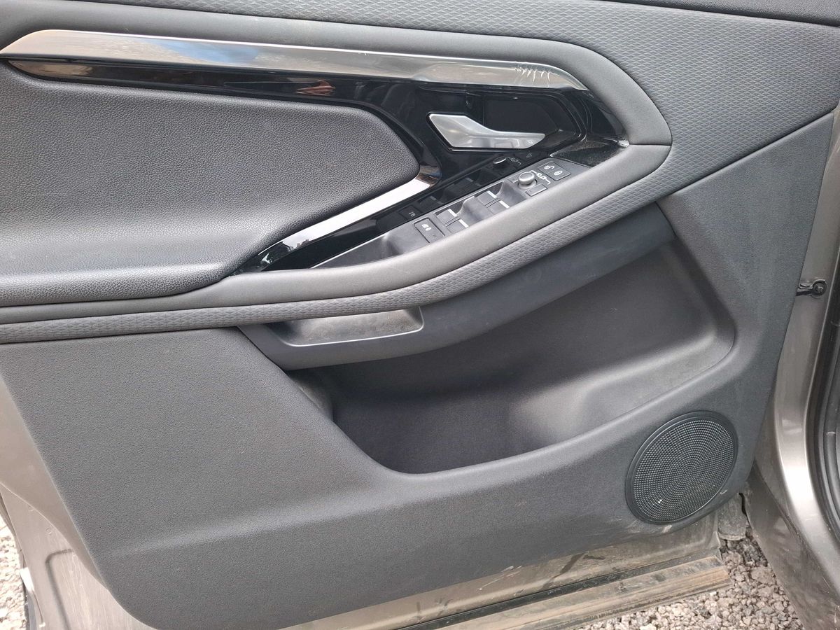 Land Rover 2020 — photo 66