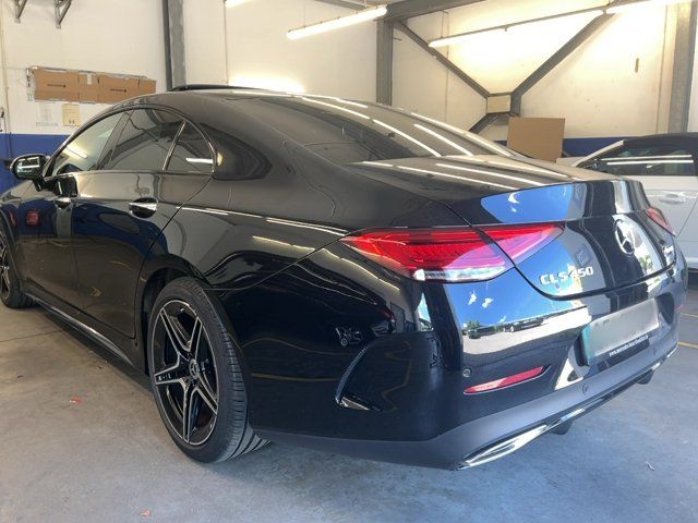 Mercedes-Benz CLS-Klasse CLS 450 Mild-Hybrid 4Matic AMG Line — zdjęcie 3