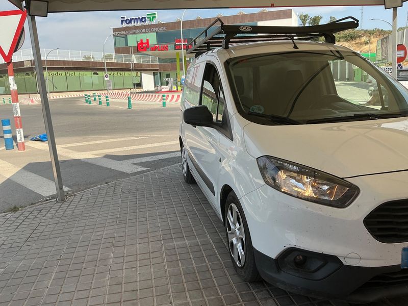 Ford Transit Courier 1.5 TDCi Trend — zdjęcie 8