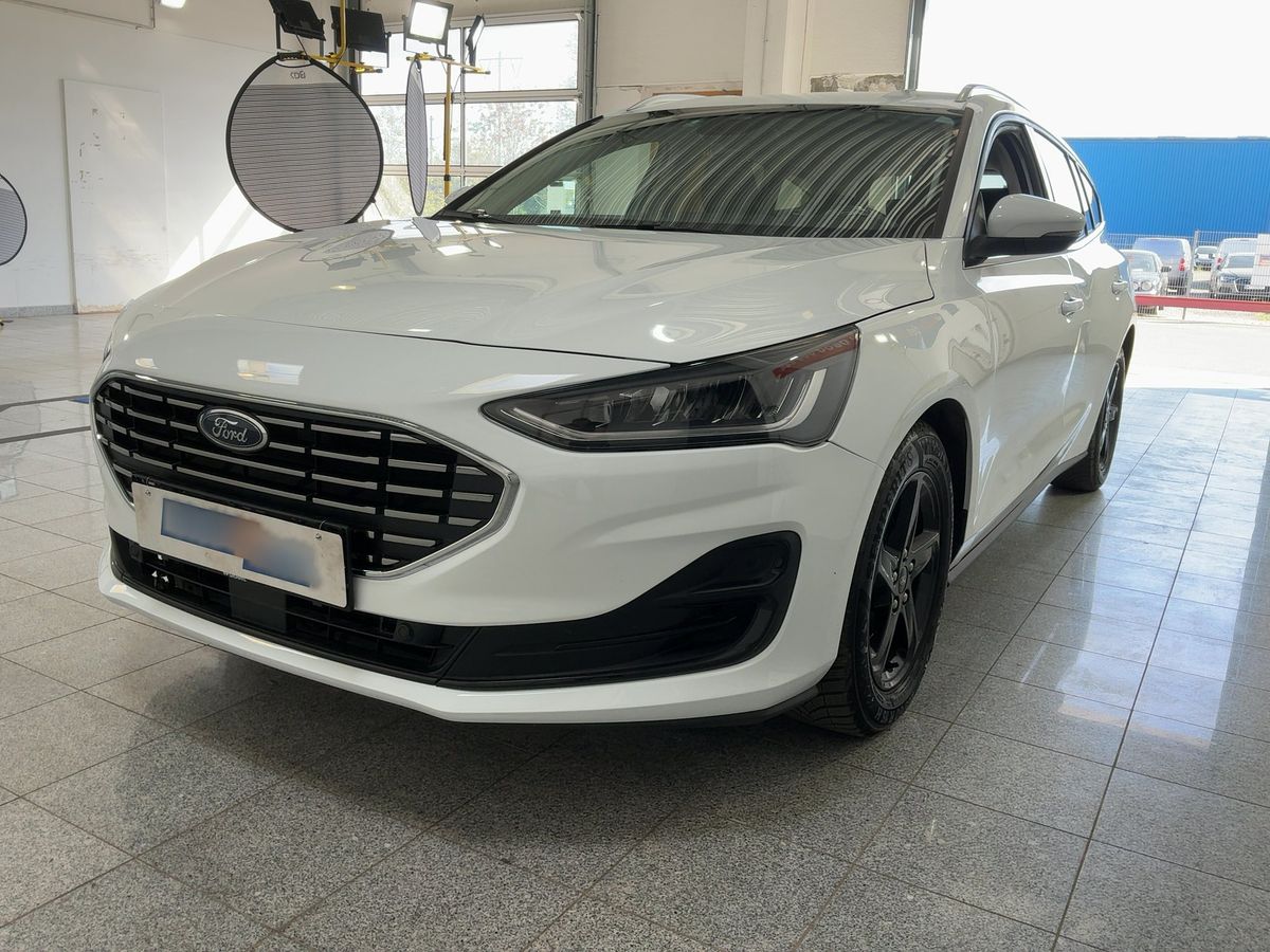 Ford Focus 2024 — photo 1