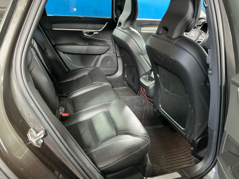 Volvo V90 2.0 B4 Mild-Hybrid Inscription — zdjęcie 14