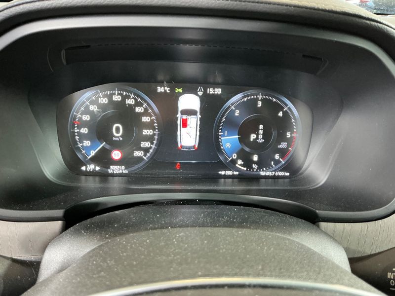 Volvo V90 2.0 B4 Mild-Hybrid Inscription — zdjęcie 13