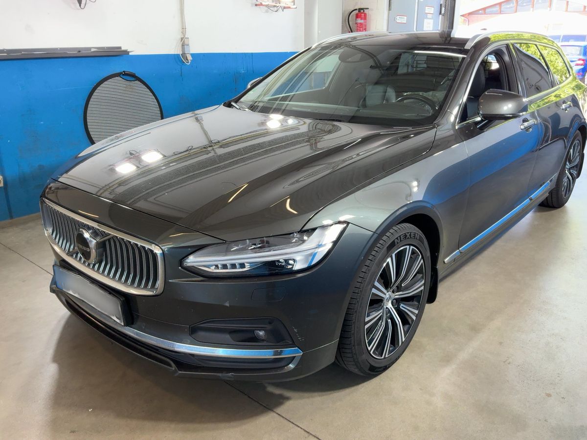 Volvo V90 2021