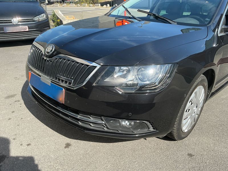 Skoda Superb 1.6 TDI Active GreenLine 2015 – снимка 42