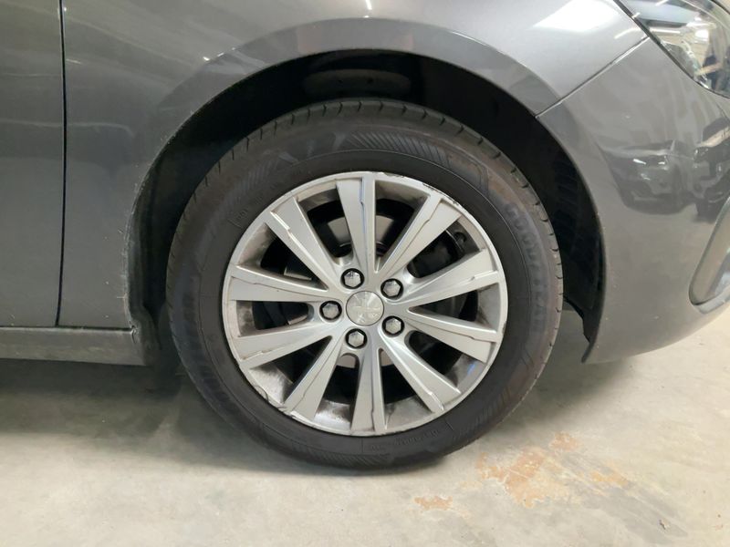 Peugeot 308 1.5 Blue-HDi Style 2018 – снимка 11