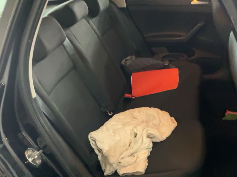 Volkswagen Polo 1.0 TSI Advance — zdjęcie 14