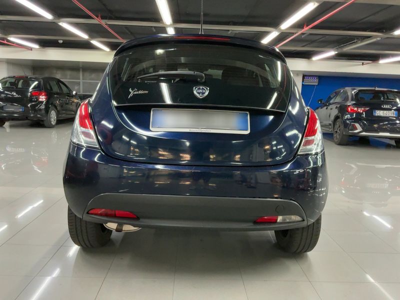 Lancia Ypsilon 1.2 LPG Elefantino Blu — zdjęcie 5