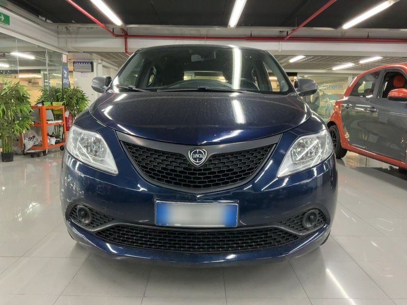 Lancia Ypsilon 1.2 LPG Elefantino Blu — zdjęcie 9