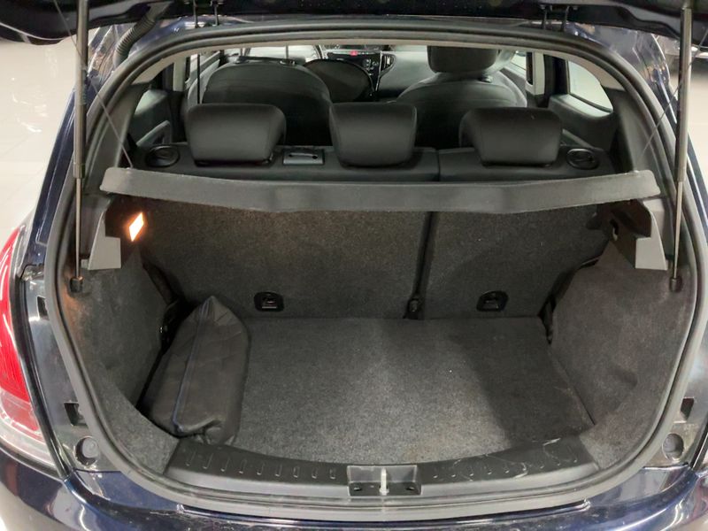 Lancia Ypsilon 1.2 LPG Elefantino Blu — zdjęcie 10