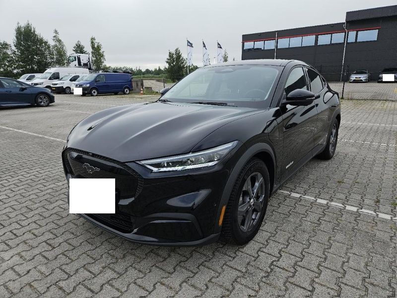 Mustang Mach-E electric drive 198 kW