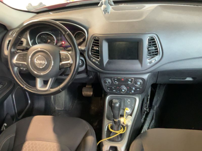 Jeep Compass 2.0 M-Jet Longitude 4WD 2021 – снимка 17