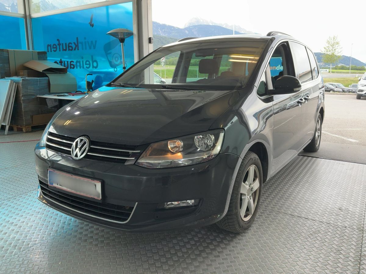 Volkswagen Sharan 2012 — photo 1