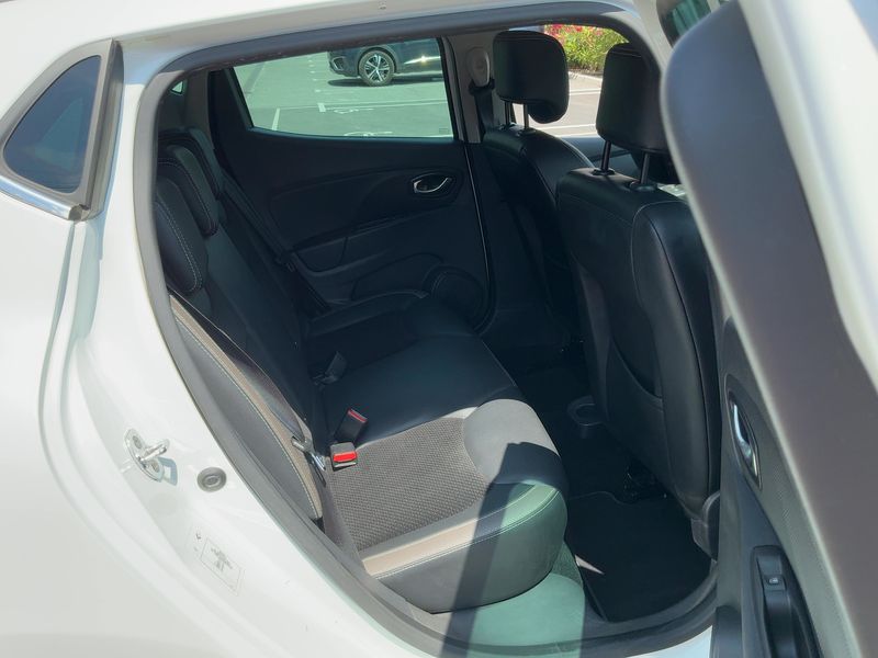 Renault Clio 1.5 dCi Energy Edition One — zdjęcie 14