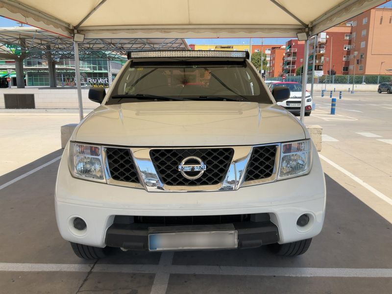 Nissan Pathfinder 2.5 dCi LE — zdjęcie 9