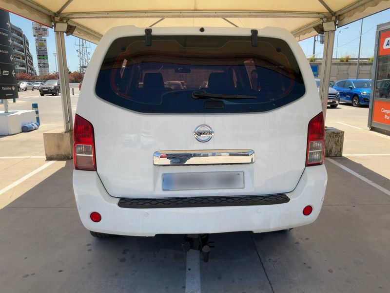 Nissan Pathfinder 2.5 dCi LE — zdjęcie 5