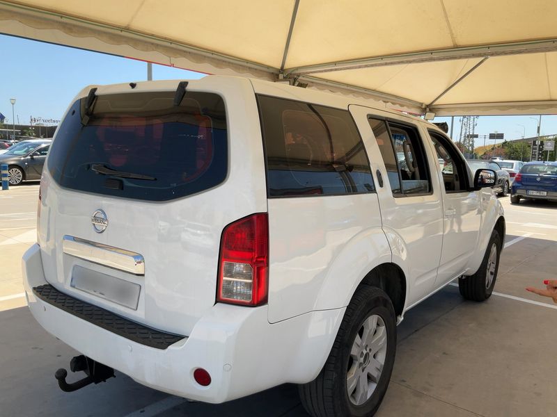 Nissan Pathfinder 2.5 dCi LE — zdjęcie 6