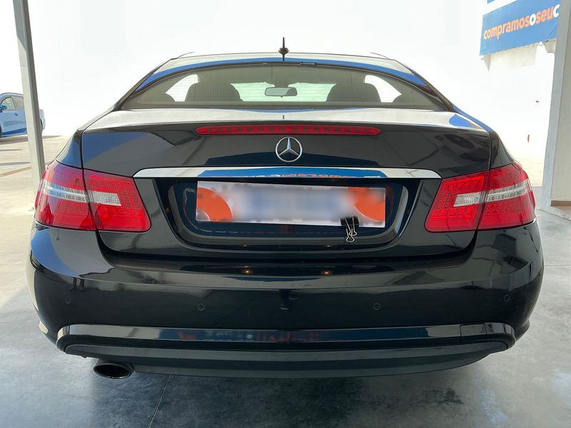 Mercedes-Benz E-Klasse E 250 CGI BlueEfficiency Elegance — zdjęcie 5