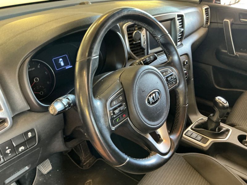 Kia Sportage 1.7 CRDi Active 2WD 2017 – снимка 33