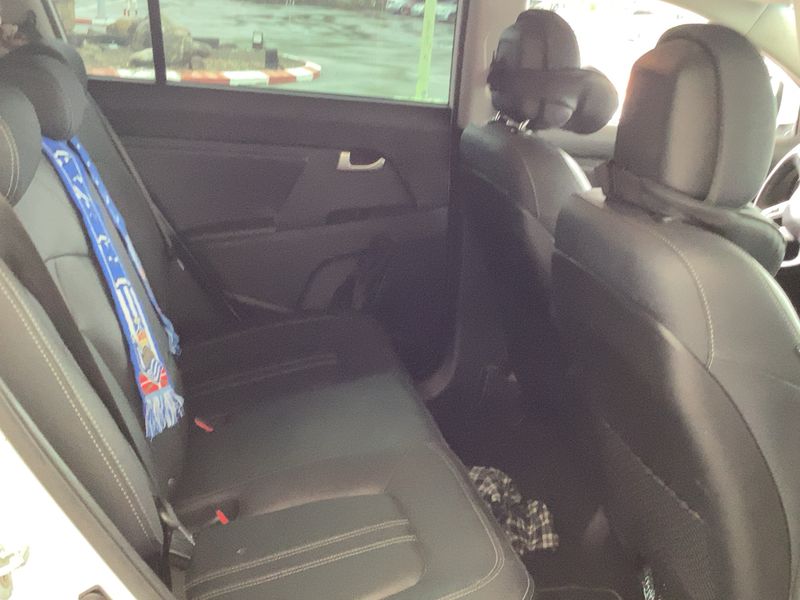 Kia Sportage 1.7 CRDi X-Tech 4x2 — zdjęcie 14