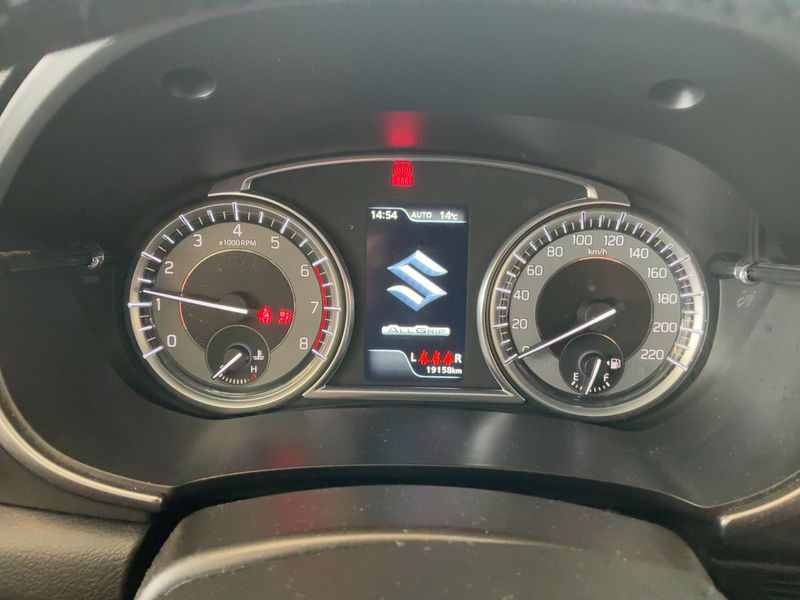 Suzuki Vitara 1.4 BoosterJet Mild-Hybrid Comfort 4x4 — zdjęcie 13