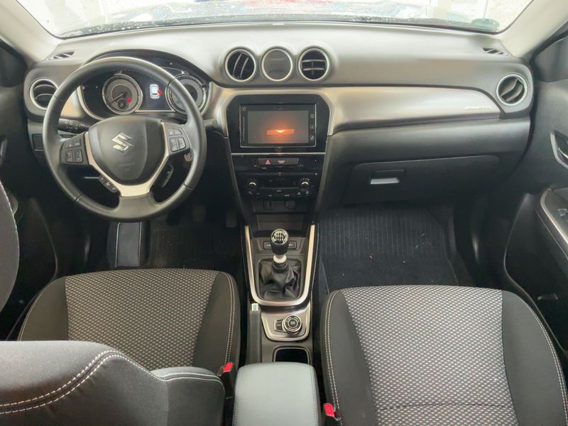 Suzuki Vitara 1.4 BoosterJet Mild-Hybrid Comfort 4x4 — zdjęcie 12