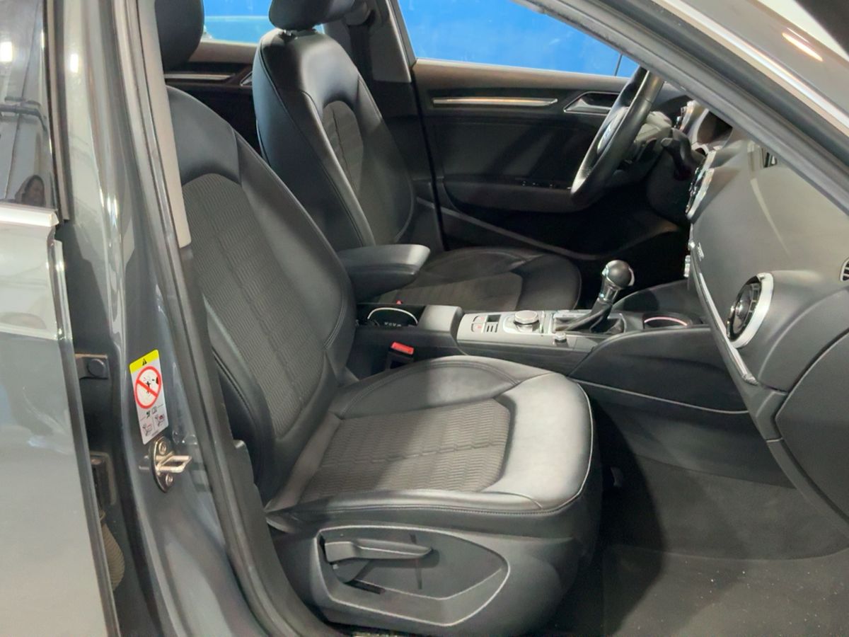 Audi A3 2019 — photo 17