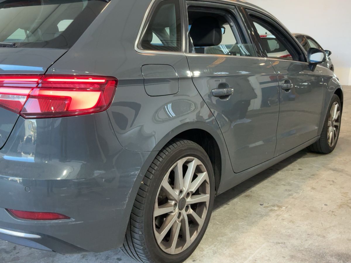 Audi A3 2019 — photo 9