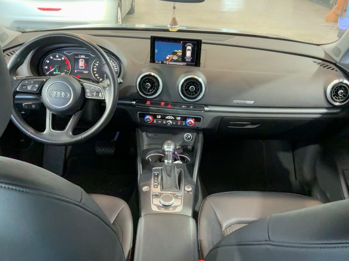 Audi A3 2019 — photo 18