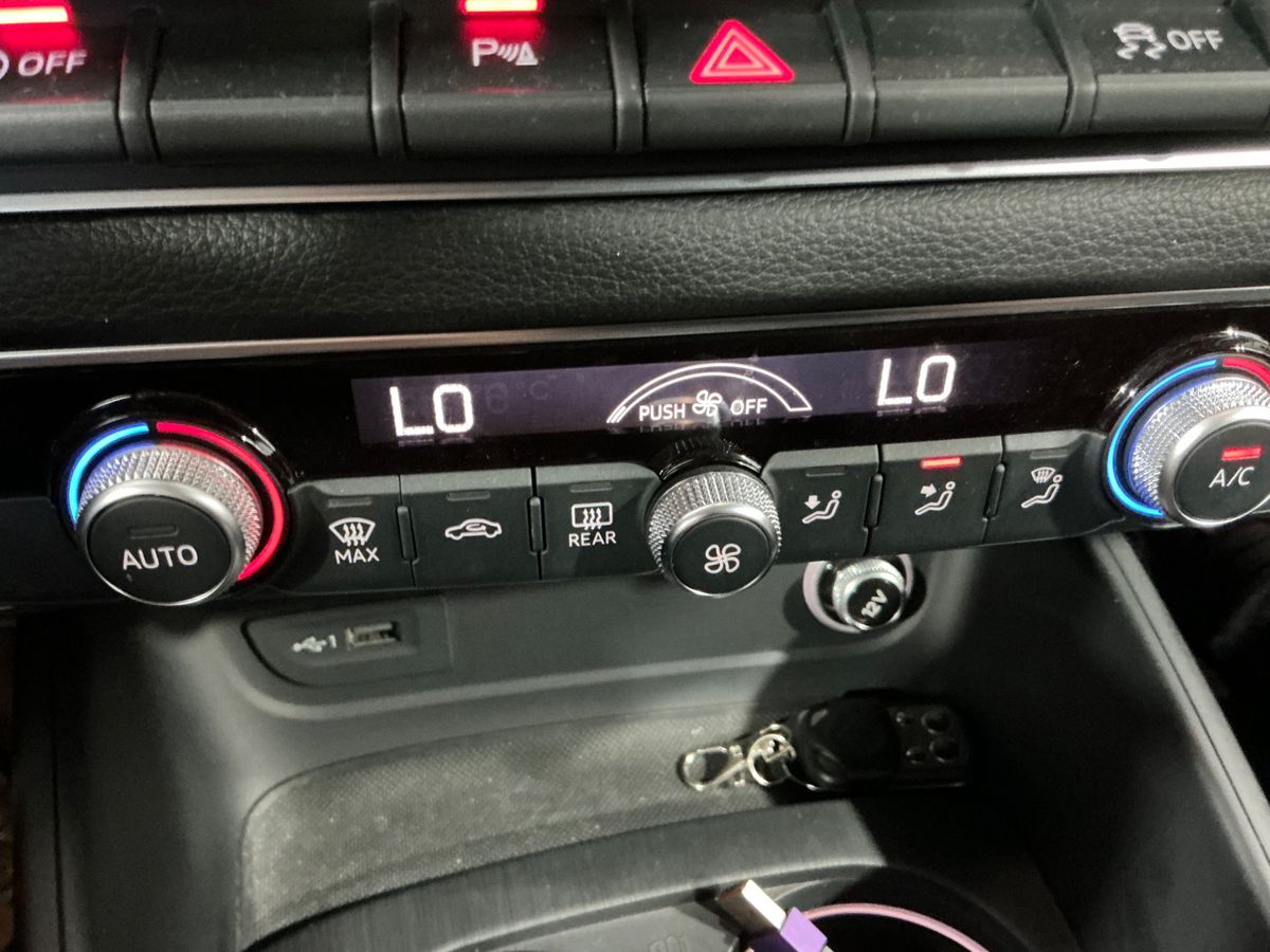 Audi A3 2019 — photo 23
