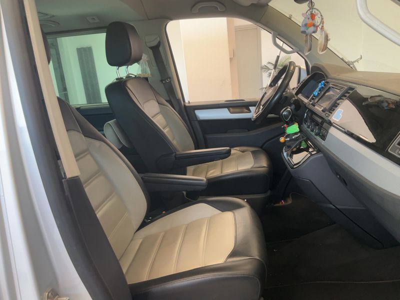 Volkswagen T6 Multivan 2.0 TDI Highline 4Motion — zdjęcie 11