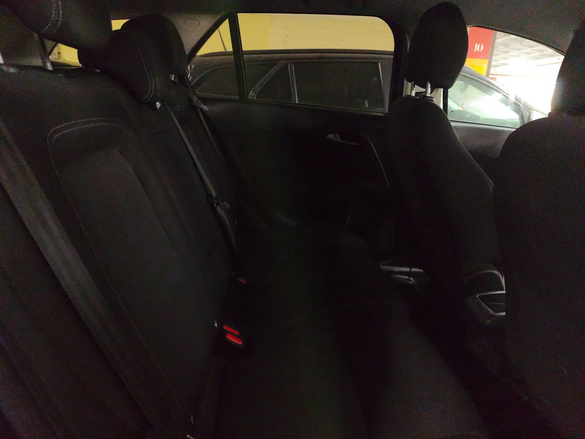 Fiat Tipo 1.4 Turbo Mirror