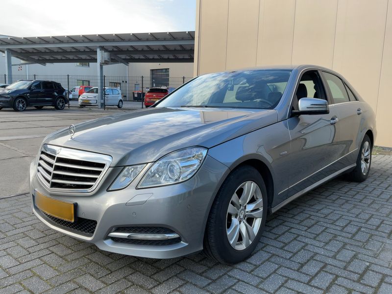 Mercedes-Benz E-Klasse E 220 CDI BlueEfficiency Avantgarde