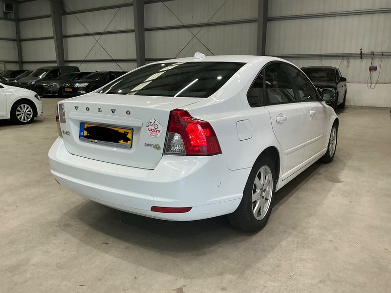 Volvo S40 1.6 DRIVe Kinetic — zdjęcie 2
